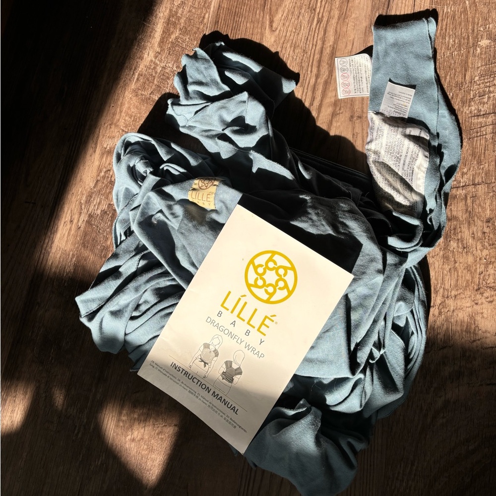 Lille Baby Dragonfly Wrap